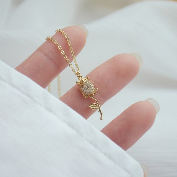 NEW 14K Gold Plated Diamond Rose Flower Necklace a - Picture 8 of 8